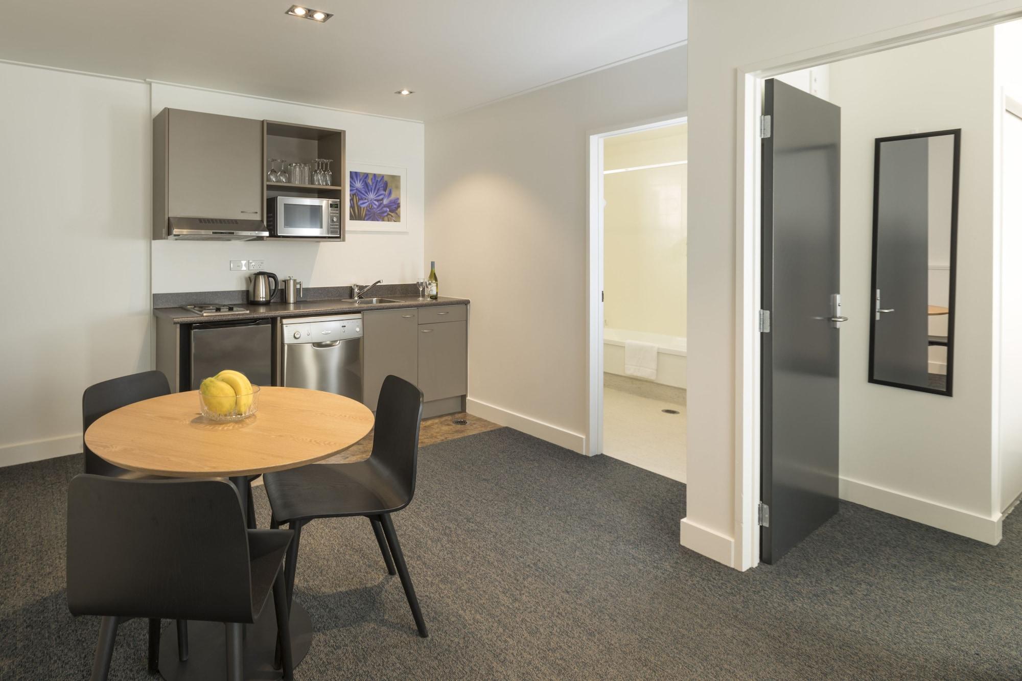 Quest Dunedin Serviced Apartments Bagian luar foto