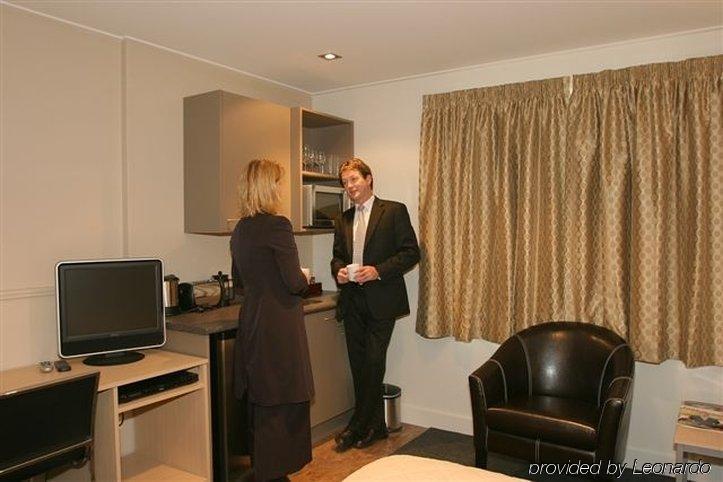 Quest Dunedin Serviced Apartments Ruang foto