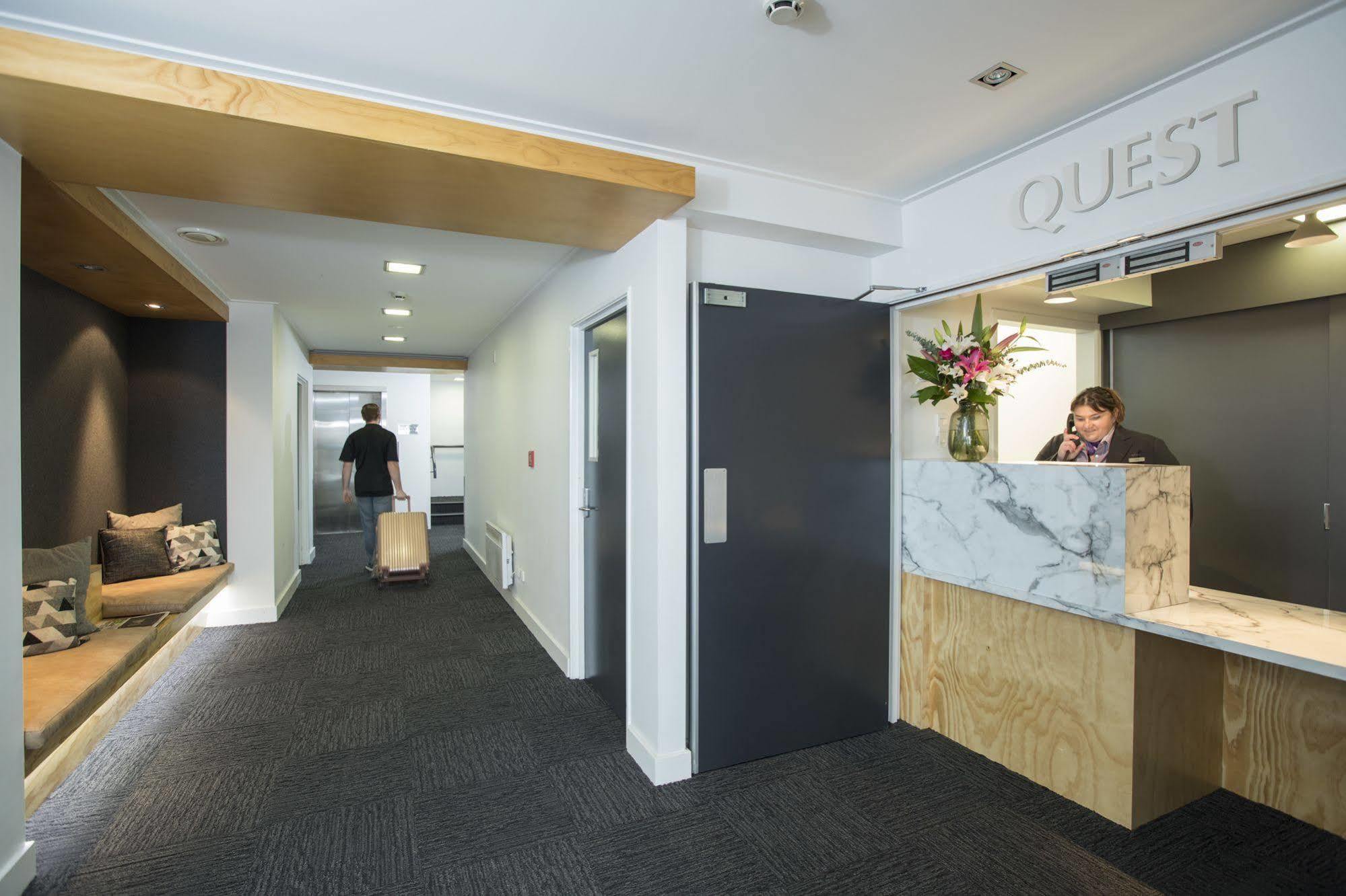 Quest Dunedin Serviced Apartments Bagian luar foto